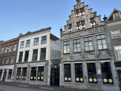 mogelijk als: restaurant of brasserie of lunchroom te koop in Dordrecht, Zuid-Holland — Unieke investeringskans in Dordrecht